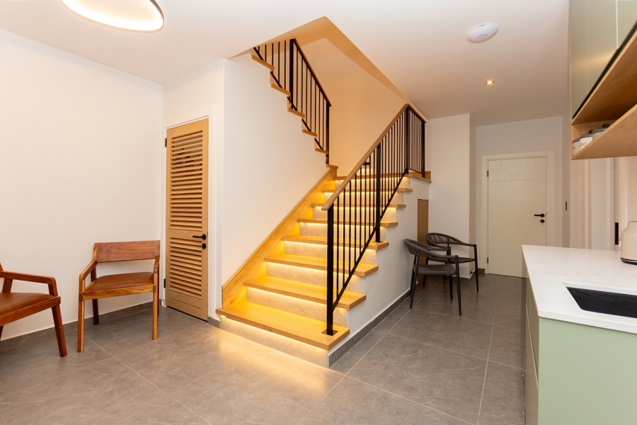 5 Bedroom Property for Sale in Mykonos Western Cape